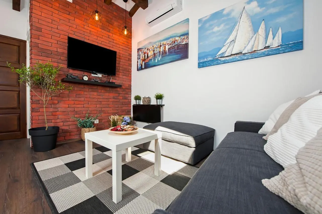 Apartamento The Attic Rovinj 0*,